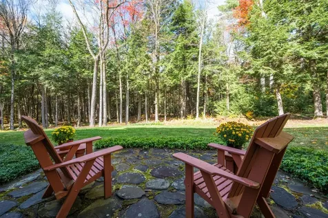 95 Spruce Lane New London NH 03257