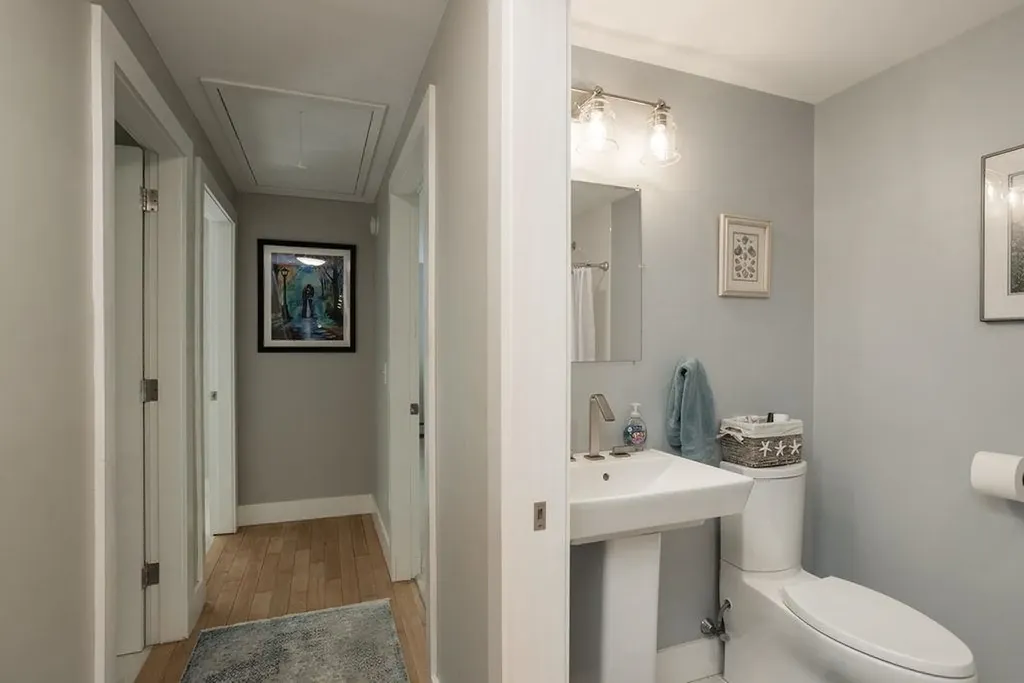 67 Depot Road Stratham NH 03885