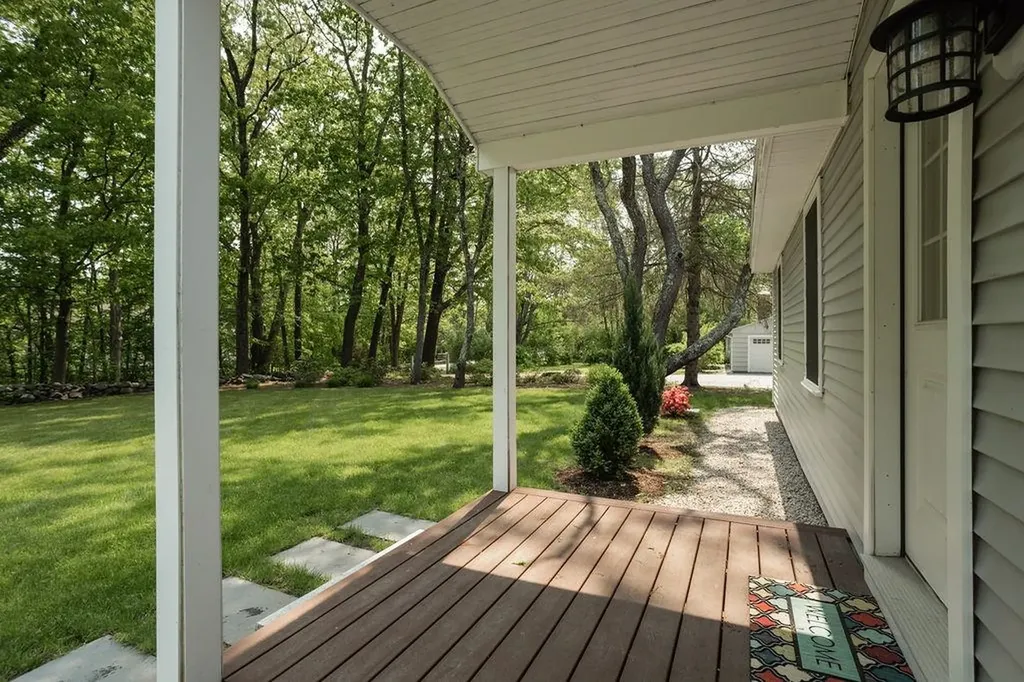 67 Depot Road Stratham NH 03885