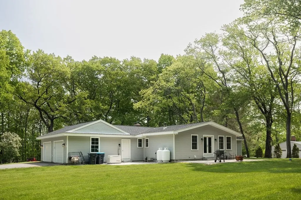 67 Depot Road Stratham NH 03885
