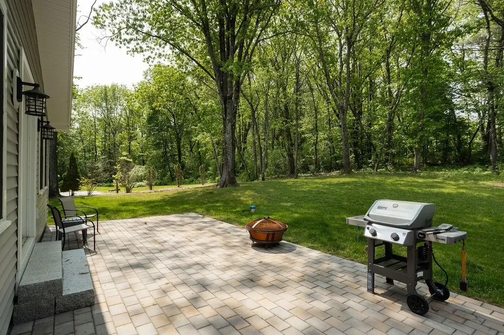 67 Depot Road Stratham NH 03885