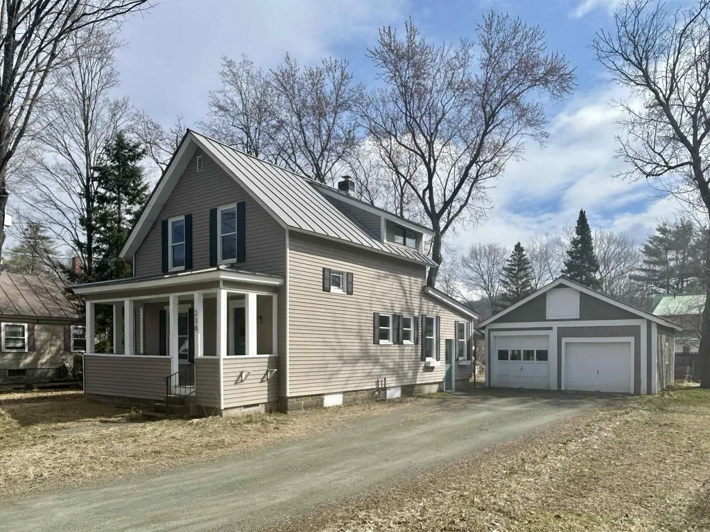 238 South Street Hartford VT 05088