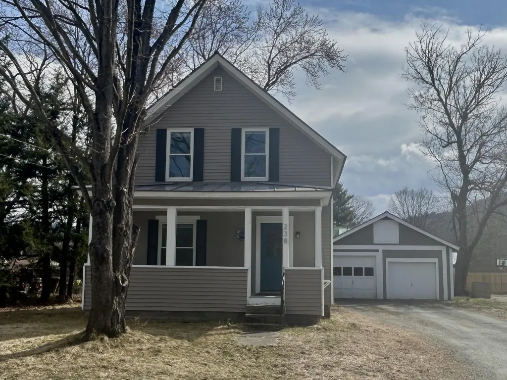 238 South Street Hartford VT 05088