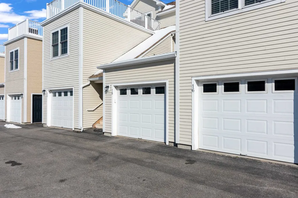 18 Jakes Way Williston VT 05495