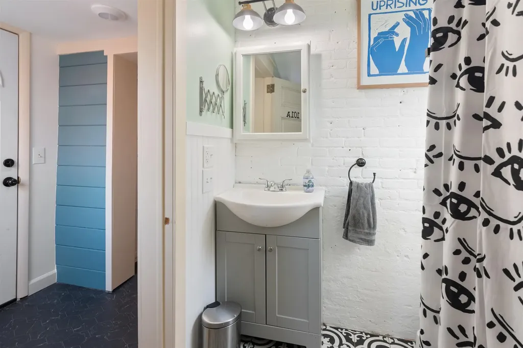 105 Lafountain Street Burlington VT 05401