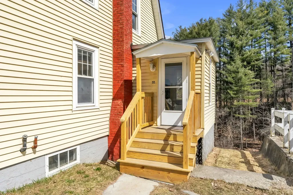 14 Henry Street Barre Town VT 05670