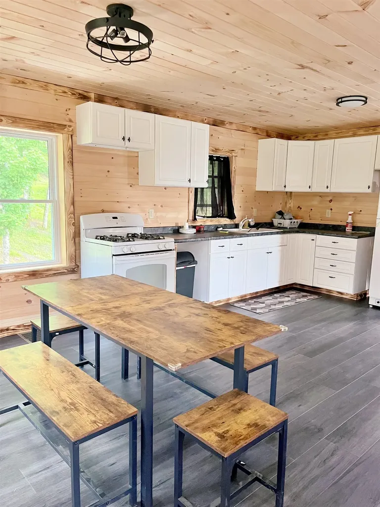 1231 Lafont Road Albany VT 05820