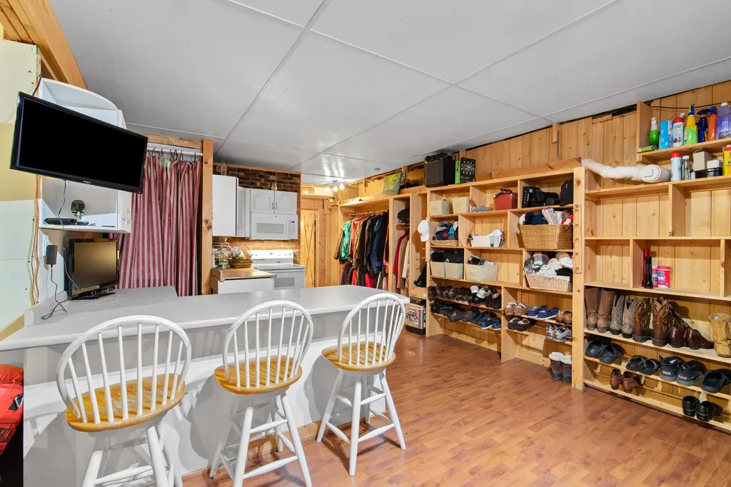 322 Meadow Fox Lane Chester NH 03036