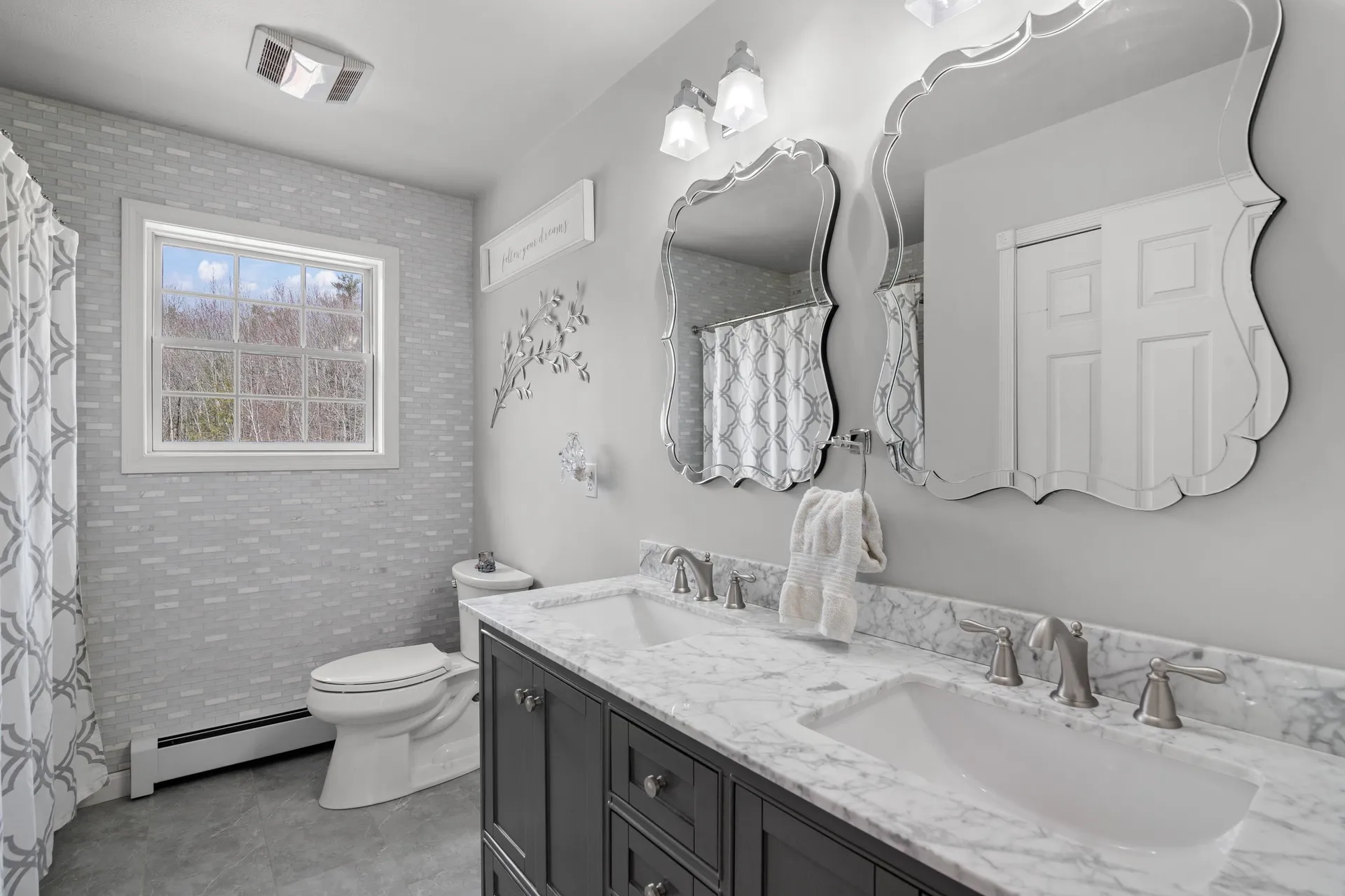 322 Meadow Fox Lane Chester NH 03036