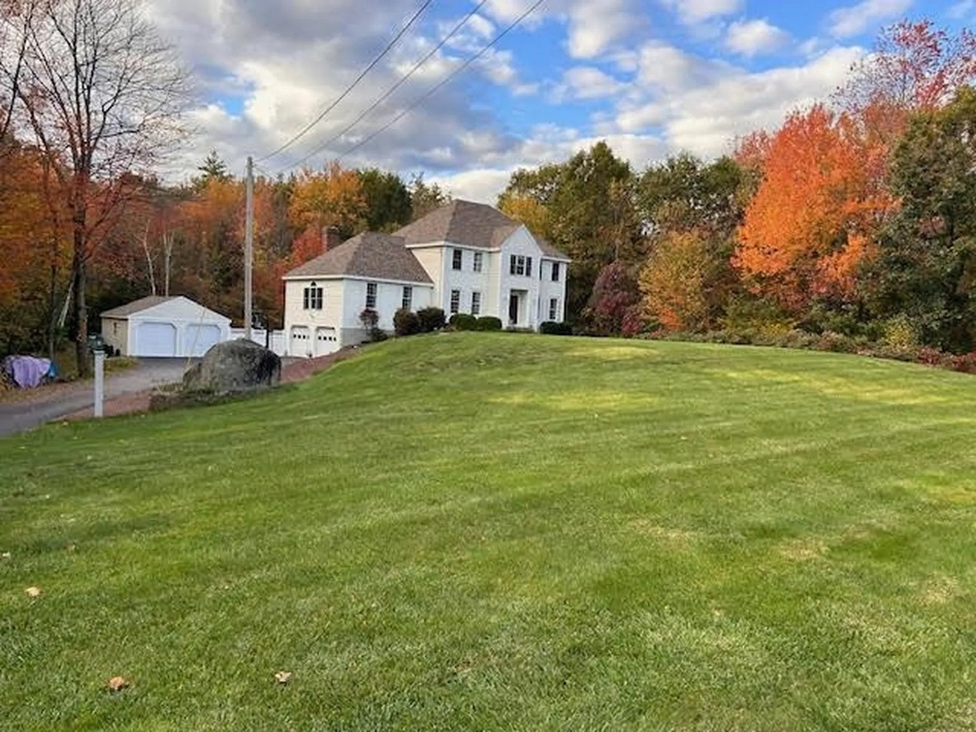 322 Meadow Fox Lane Chester NH 03036