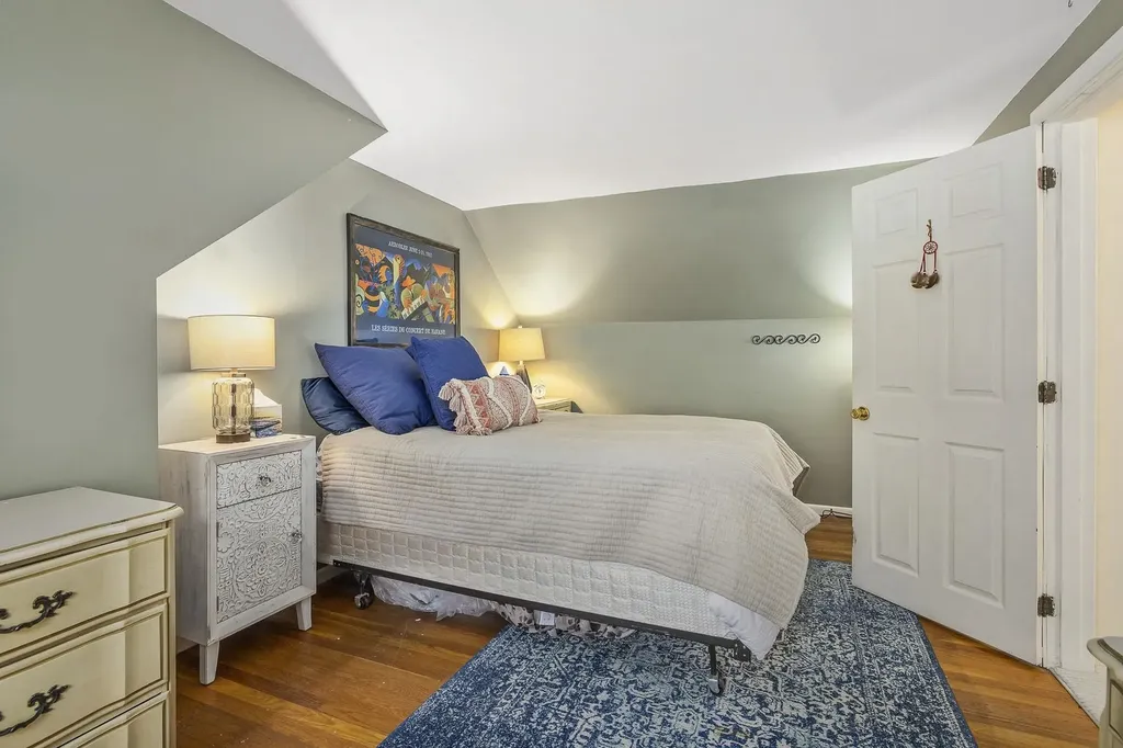 121 Brackett Road Rye NH 03870