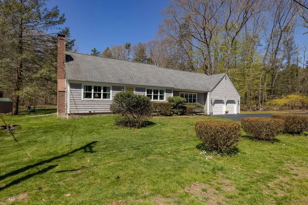 121 Brackett Road Rye NH 03870