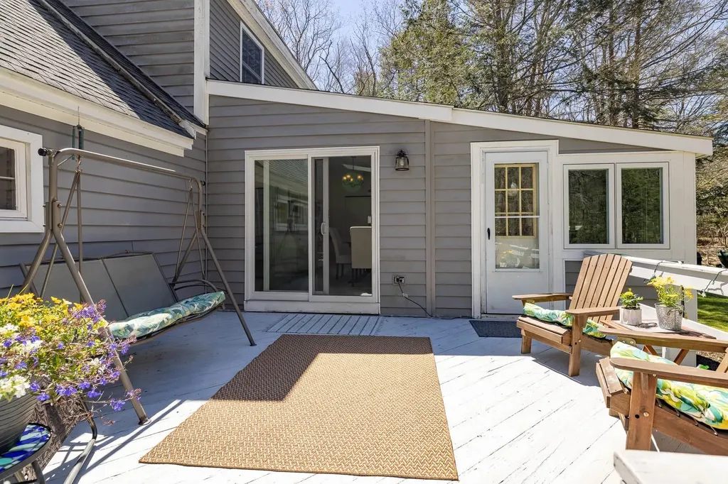 121 Brackett Road Rye NH 03870