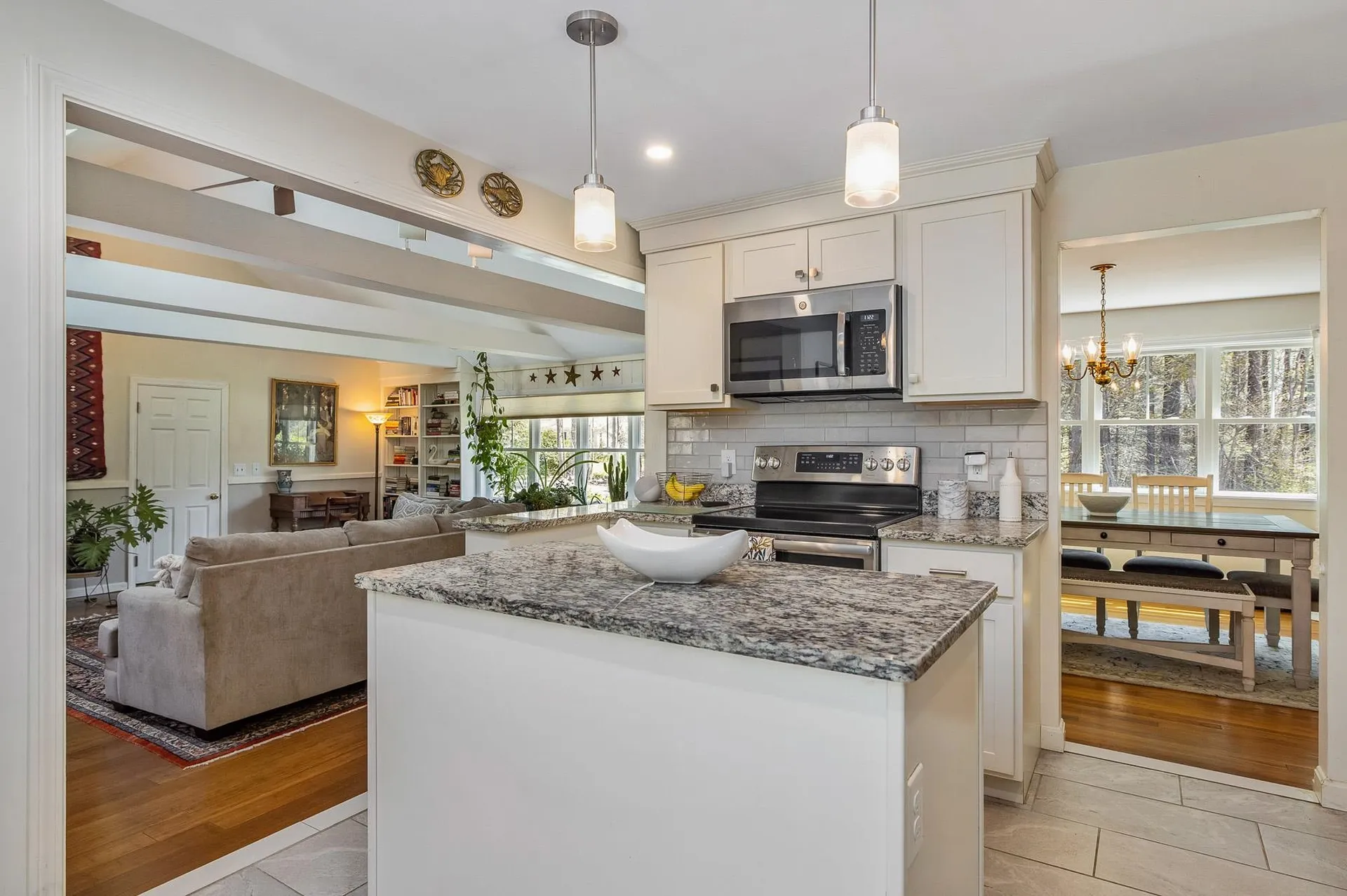 121 Brackett Road Rye NH 03870