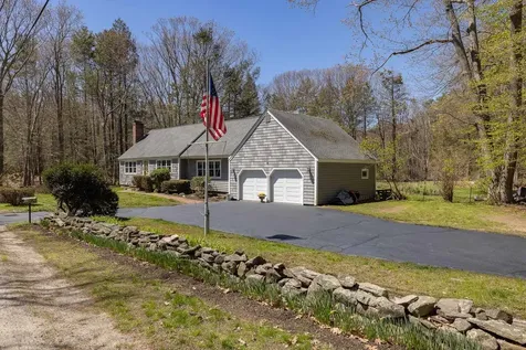 121 Brackett Road Rye NH 03870