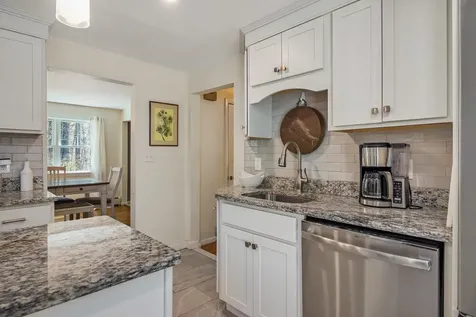 121 Brackett Road Rye NH 03870