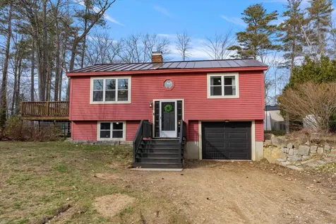 5 Stratford Drive Barnstead NH 03225