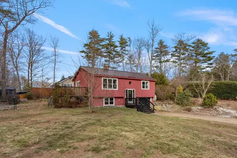 5 Stratford Drive Barnstead NH 03225