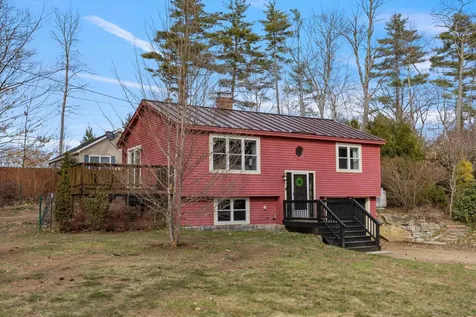 5 Stratford Drive Barnstead NH 03225