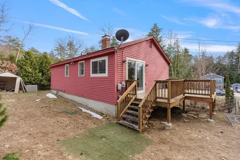 5 Stratford Drive Barnstead NH 03225