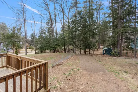 5 Stratford Drive Barnstead NH 03225