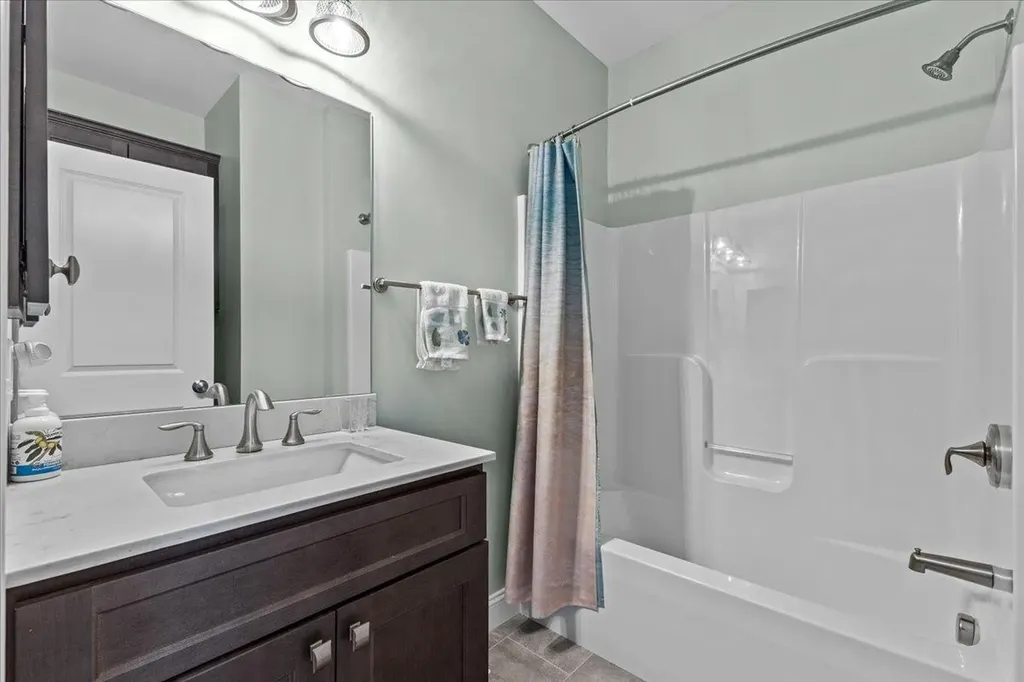 103 Dunmore Lane Williston VT 05495