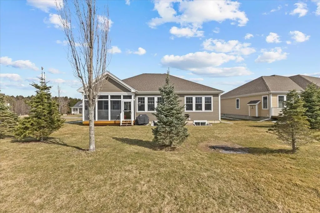 103 Dunmore Lane Williston VT 05495
