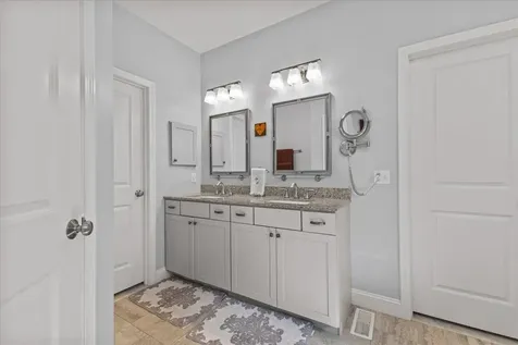 103 Dunmore Lane Williston VT 05495