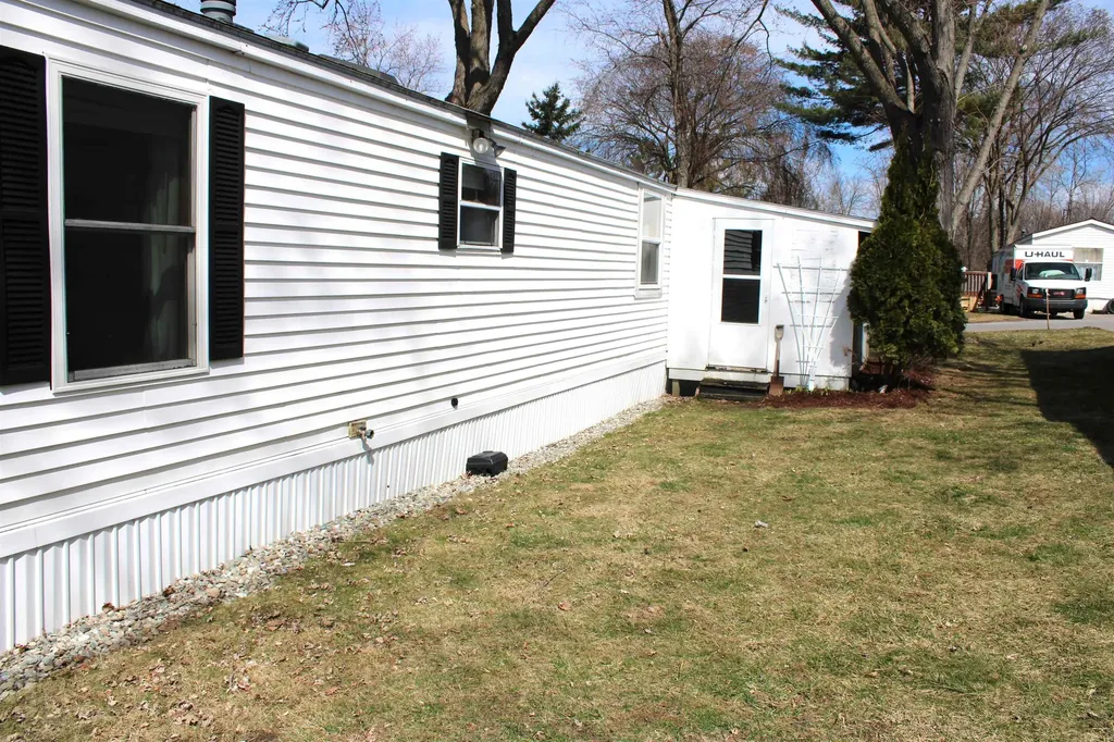 384 Penny Lane Shelburne VT 05482