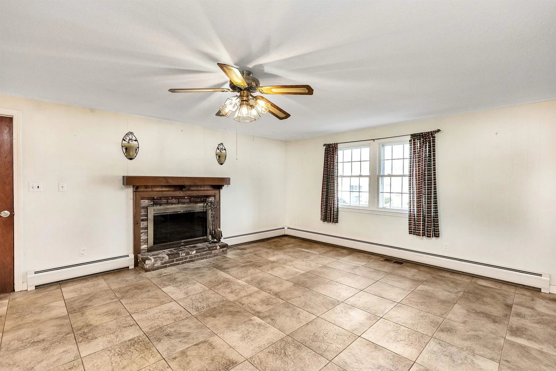 95 Donahue Drive Manchester NH 03103