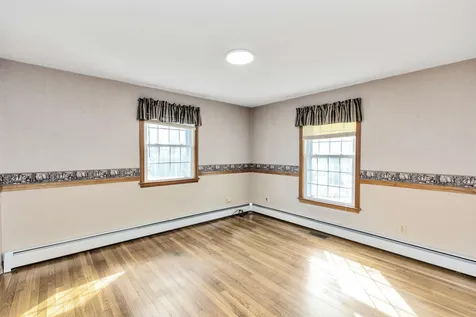 95 Donahue Drive Manchester NH 03103