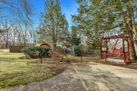95 Donahue Drive Manchester NH 03103
