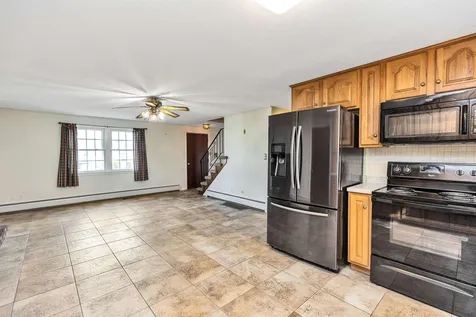 95 Donahue Drive Manchester NH 03103