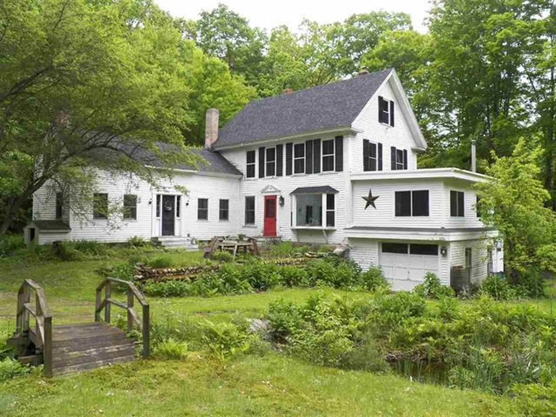 25 Scribner Road Raymond NH 03077