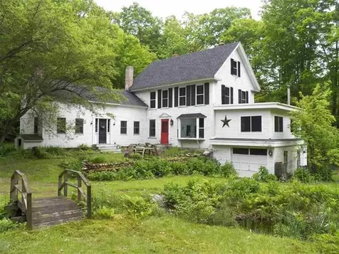 25 Scribner Road Raymond NH 03077