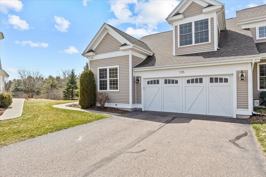 135 Aspen Circle Shelburne VT 05482