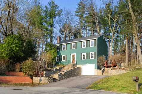 10 Chung Street Nashua NH 03062