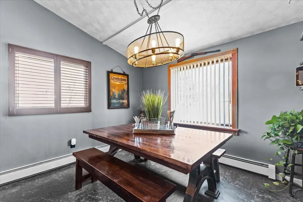 186 Stonybrook Drive Williston VT 05495