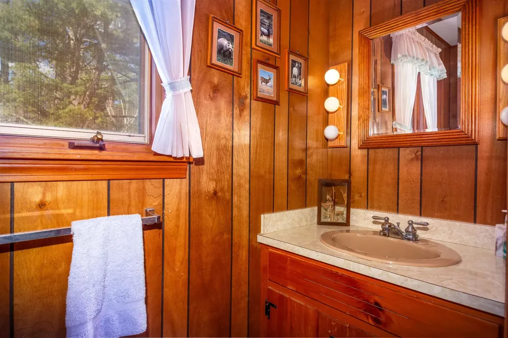 155 Olde Pine Lane Wallingford VT 05773