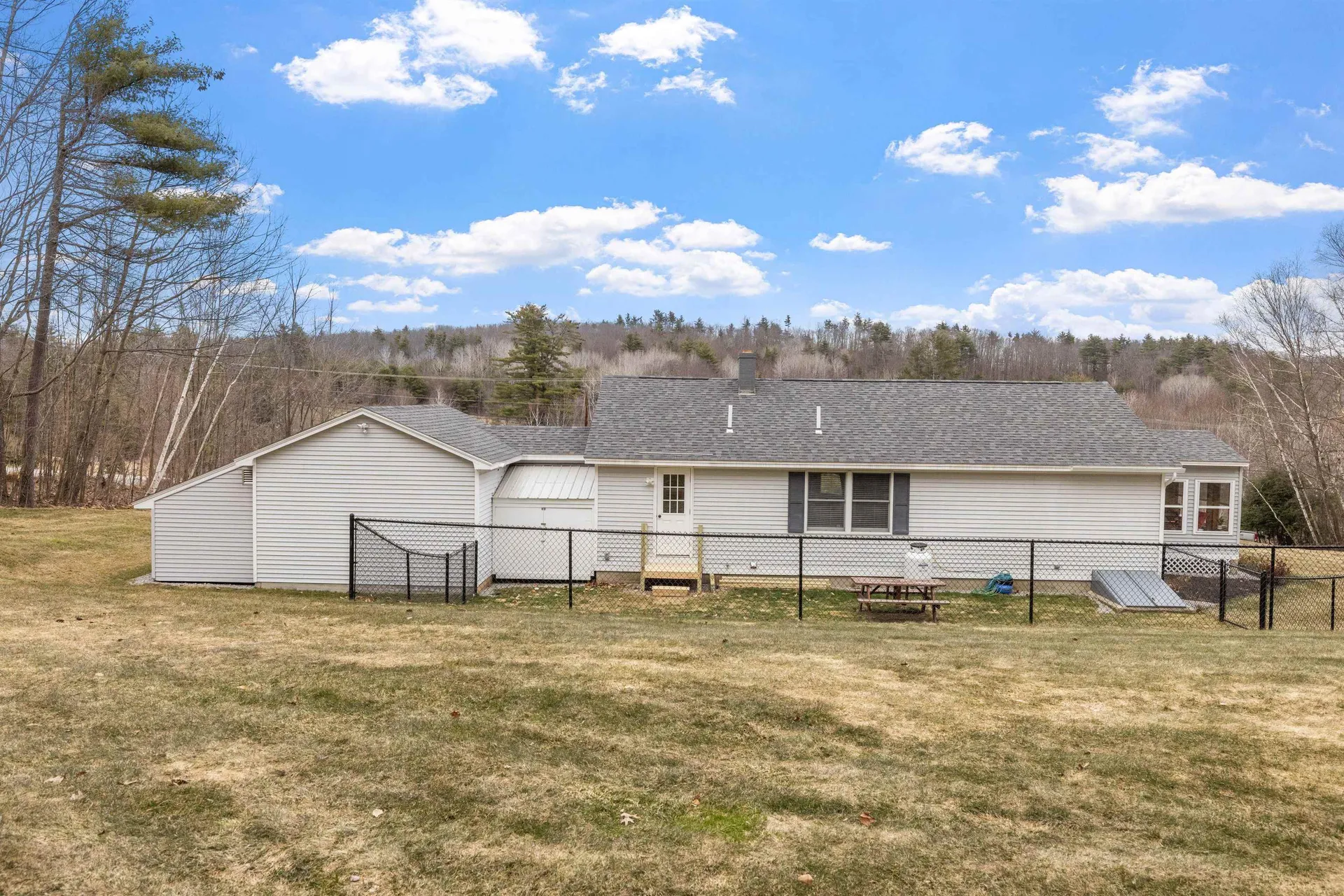 303 High Street Boscawen NH 03303