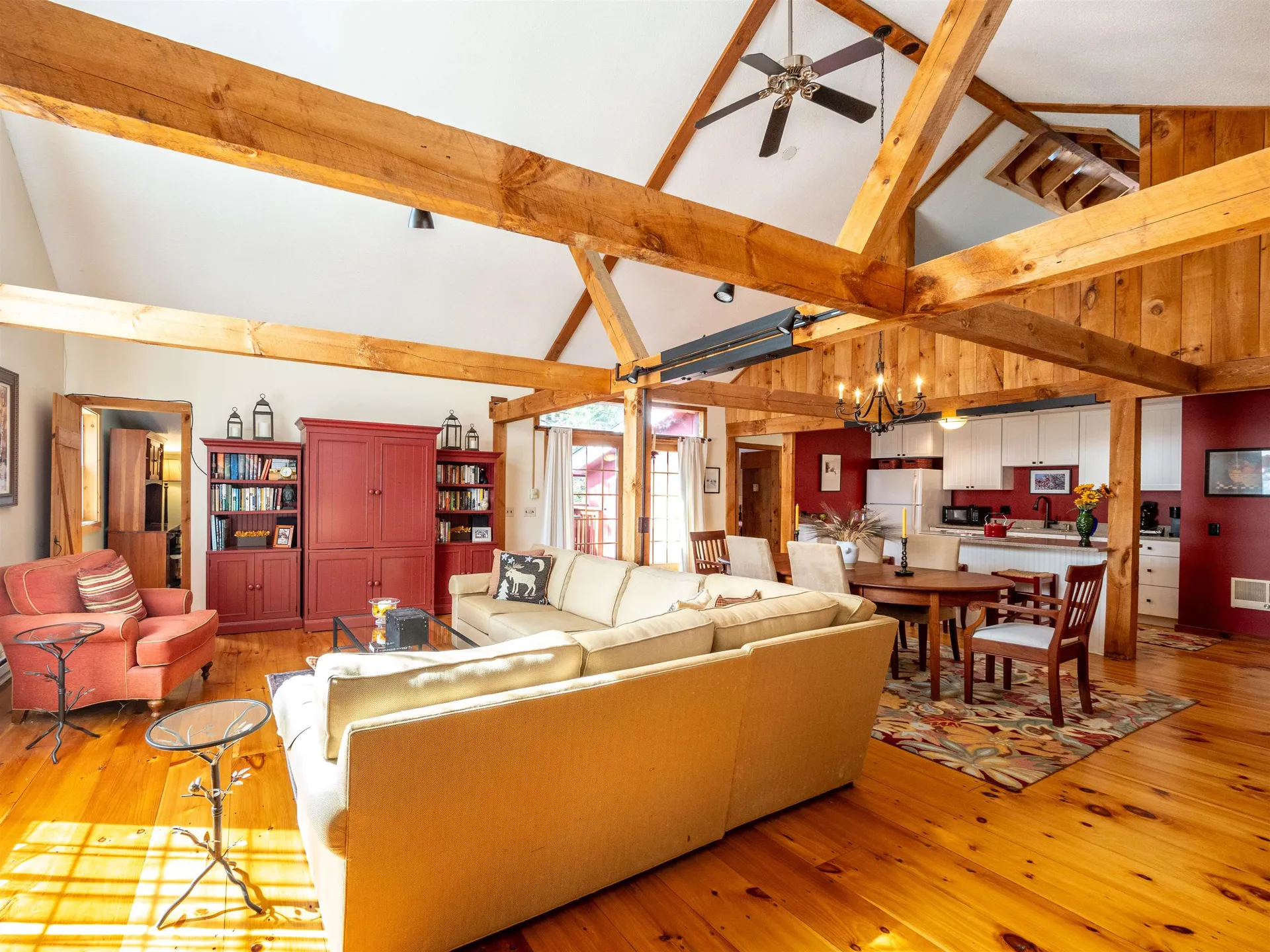 60 Pingree Lane Hartford VT 05059