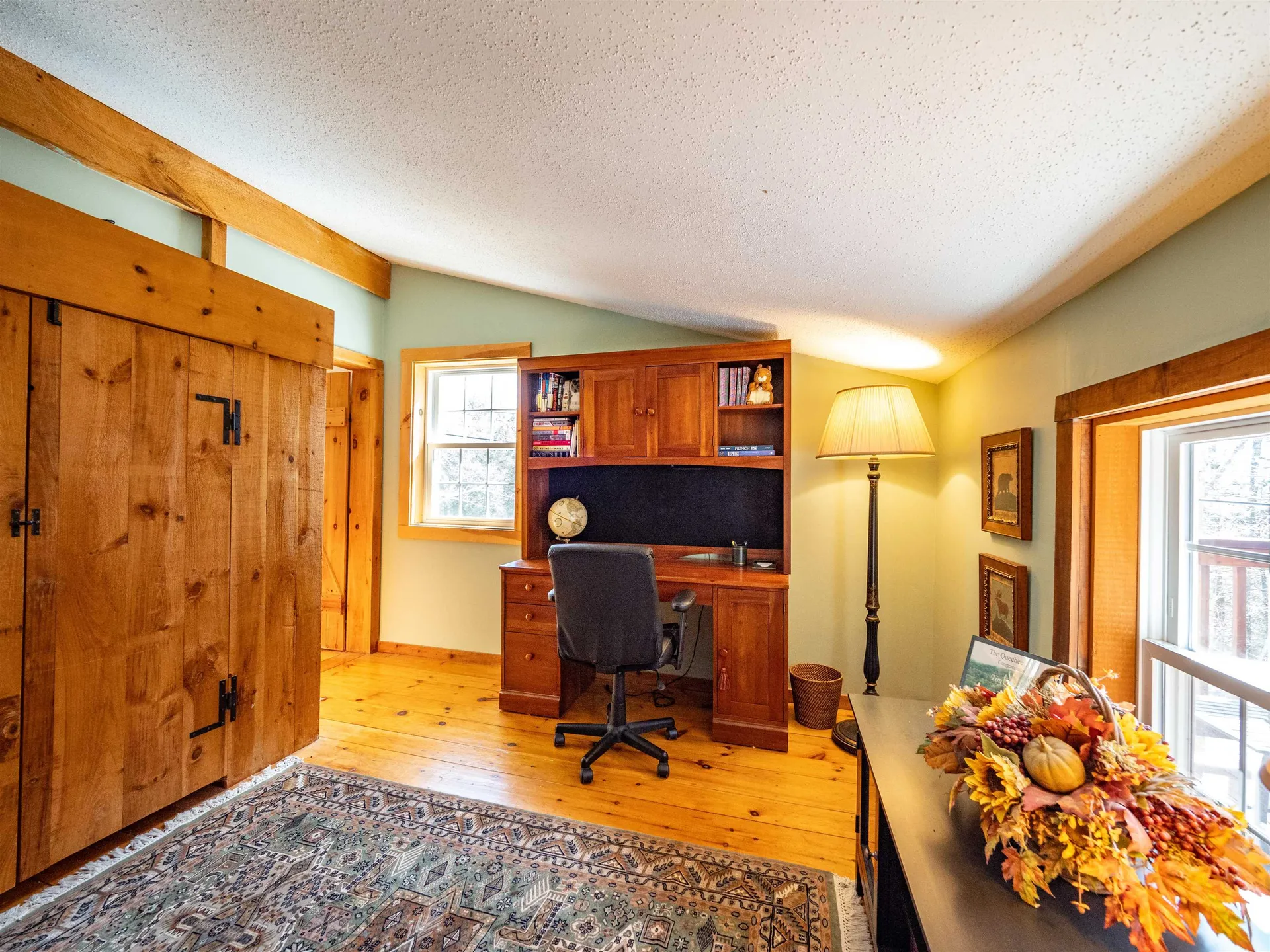 60 Pingree Lane Hartford VT 05059