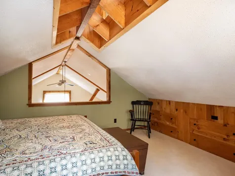 60 Pingree Lane Hartford VT 05059