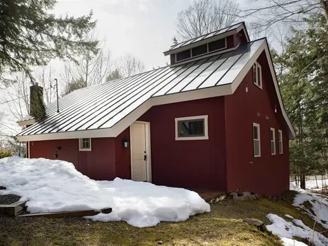 60 Pingree Lane Hartford VT 05059