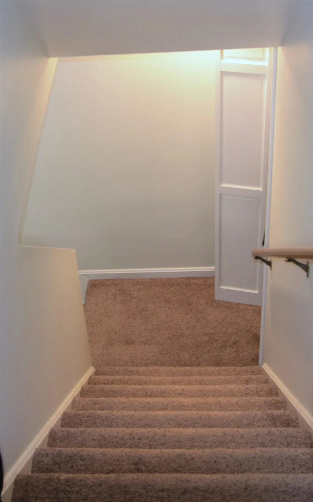 16 Brookside Drive Hartford VT 05001