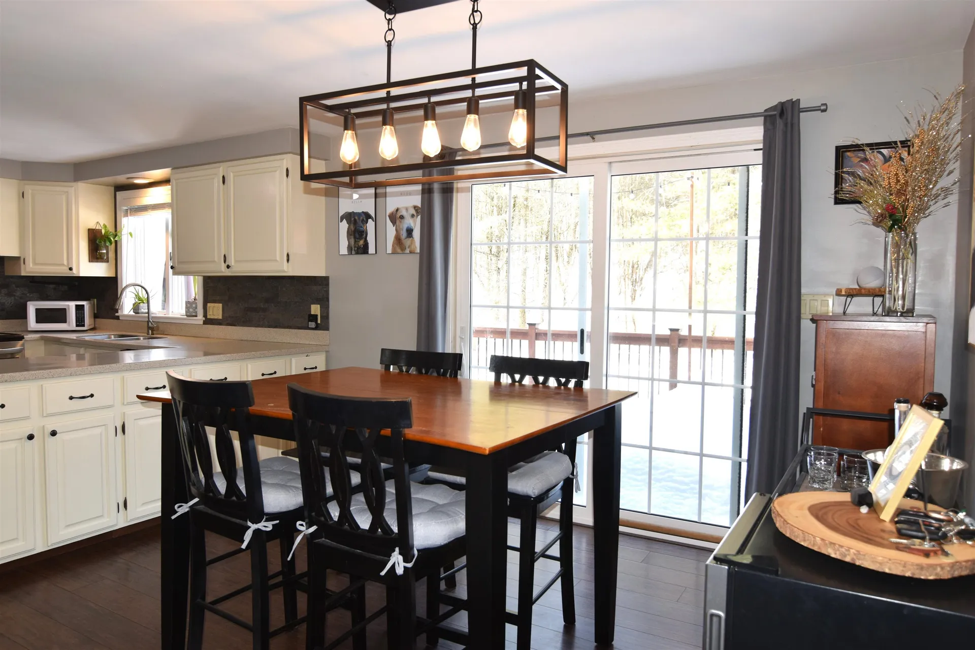 16 Brookside Drive Hartford VT 05001