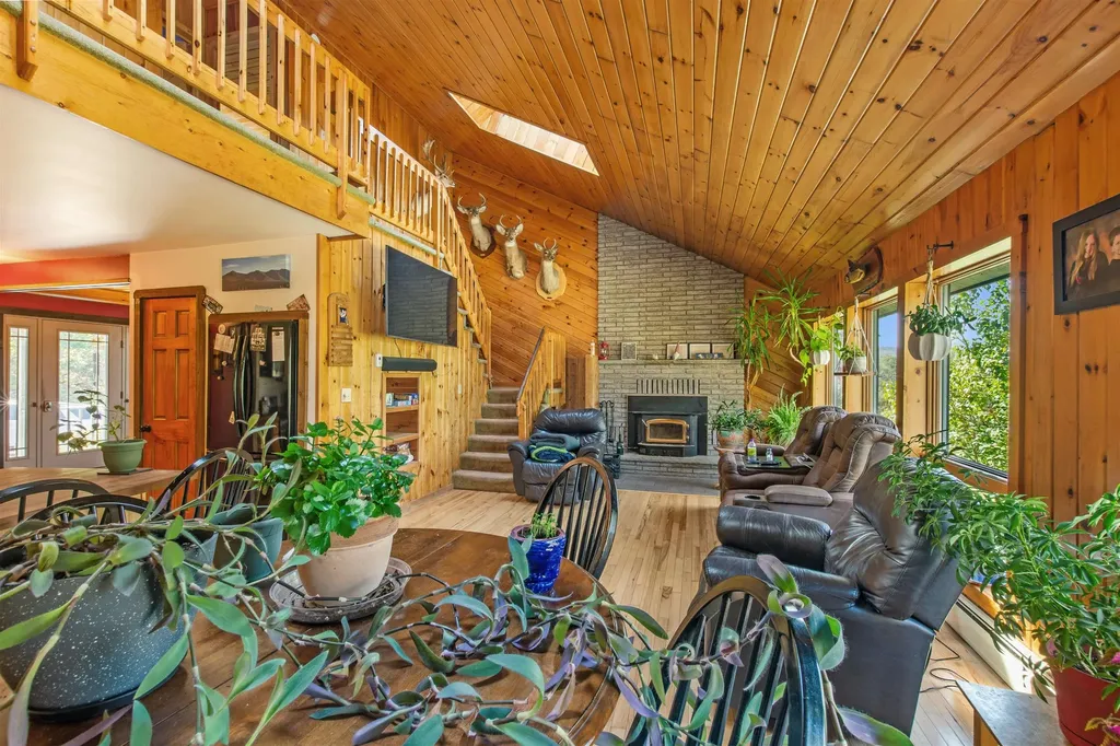 35 Lake View Drive Canaan VT 05903