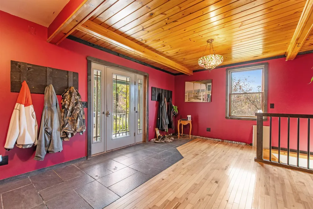 35 Lake View Drive Canaan VT 05903