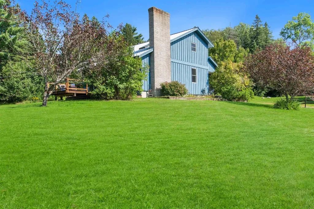 35 Lake View Drive Canaan VT 05903