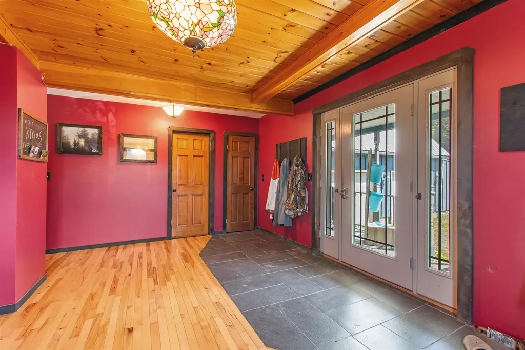 35 Lake View Drive Canaan VT 05903